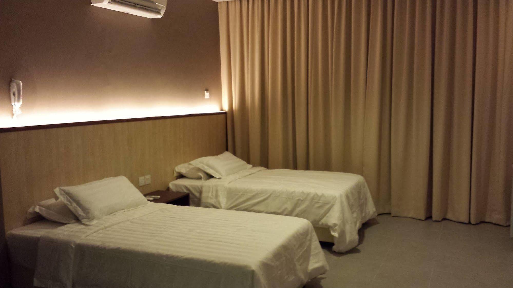 Tribeca Suites كوشنج المظهر الخارجي الصورة